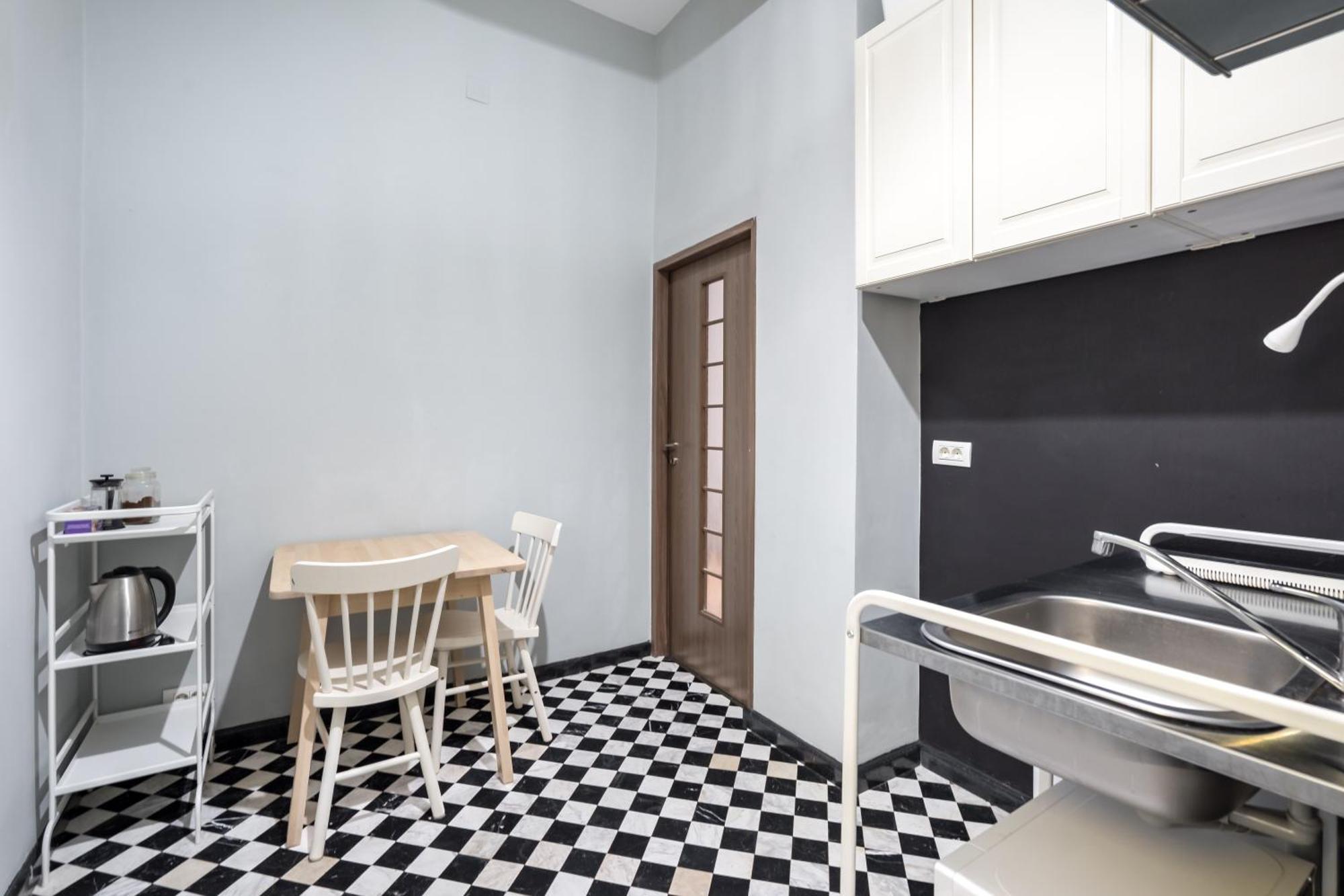 Chic Studio Near Bucharest'S Top Landmarks ภายนอก รูปภาพ